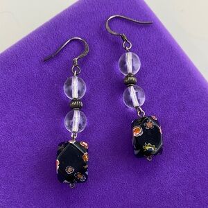 💛 Vintage Handmade Floral Black & Clear Beaded Earrings